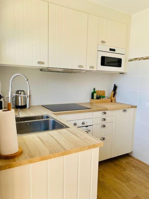 Villa With Private Pool And Close To The Beach 卡尔佩 外观 照片
